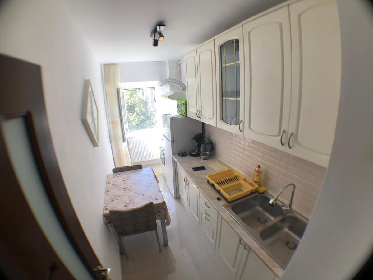 Le Garcon De Cristina-Simple,Quiet,Spacious Studio Βουκουρέστι Εξωτερικό φωτογραφία